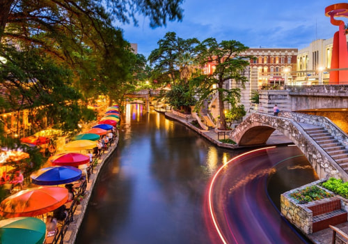 Exploring the Best Riverfront Restaurants in San Antonio